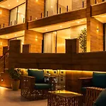 Loft Mare